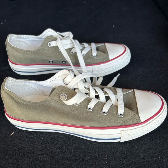 Converse Olive Green Low-Top Sneakers with White and Red Accents - Picture 1 of 6